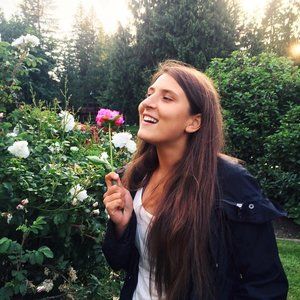 Meet your Posher, Alina